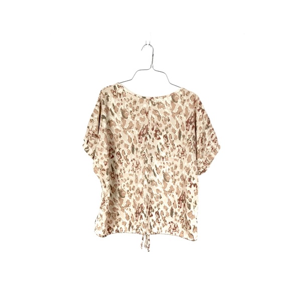 Lavish Printed top! - Picture 3 of 4